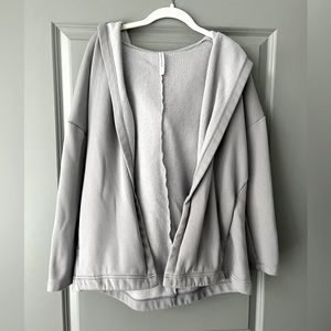 Fabletics Gray Oversized Wrap (Size L)